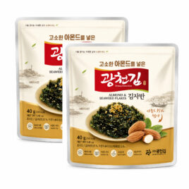 Front view of 2 packis of Kimnori Seaweed Flakes (Kimjaban) 40g standing pouch, featuring premium twice-roasted Korean laver and 15% sliced almonds.